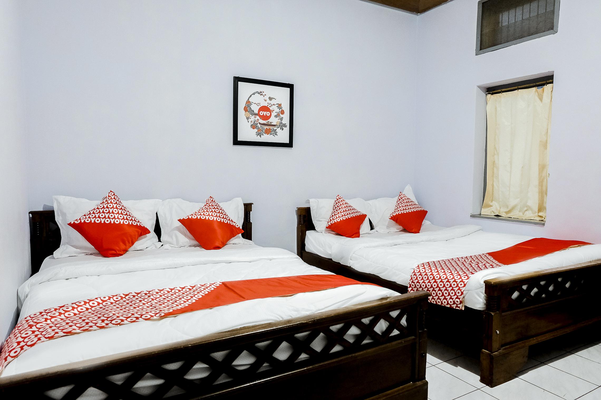 Hotel Palem 1 Syariah Redpartner Маланг Екстер'єр фото