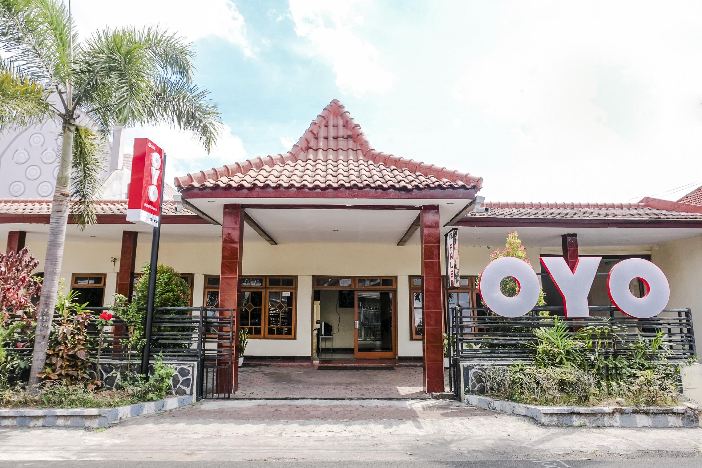 Hotel Palem 1 Syariah Redpartner Маланг Екстер'єр фото